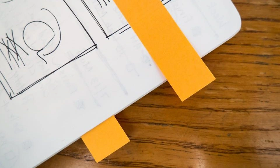 Gutenberg 15.0 引入了“粘性”位置块支持，添加了“粘贴样式”选项